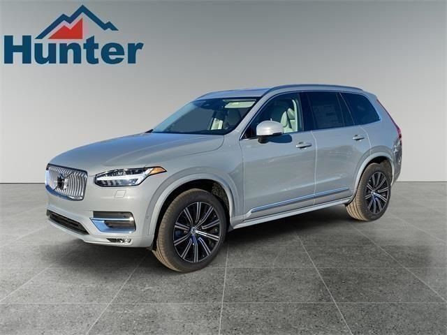 2025 Volvo XC90 Plus