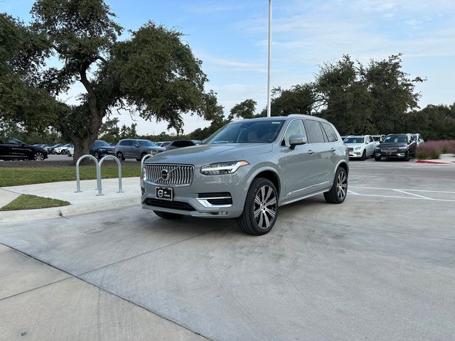 2025 Volvo XC90 Plus