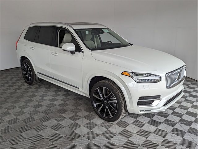 2025 Volvo XC90 Plus