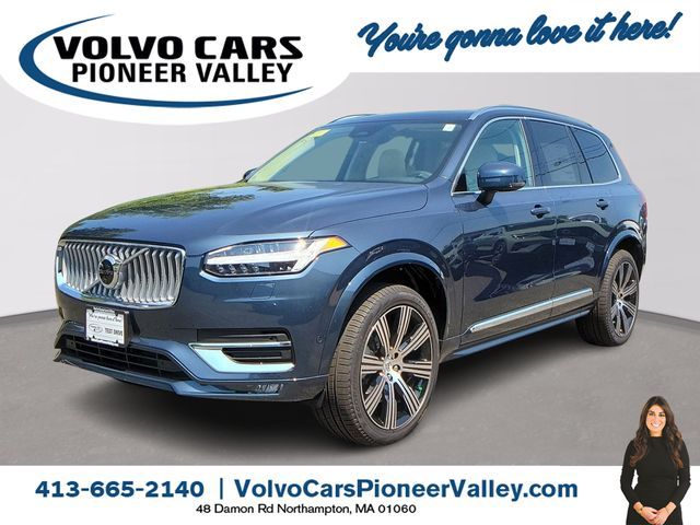 2025 Volvo XC90 Plus