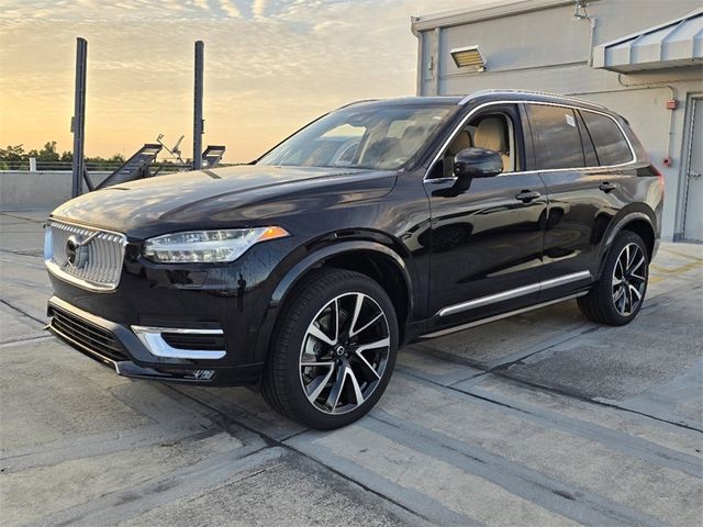 2025 Volvo XC90 Plus