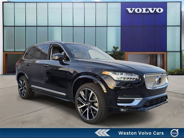 2025 Volvo XC90 Plus