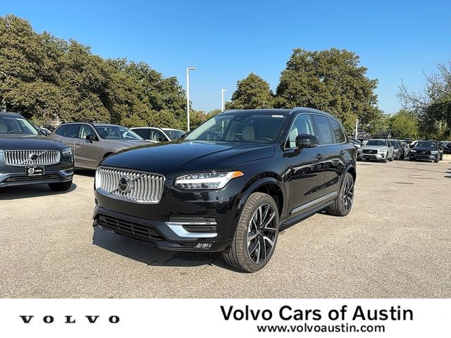 2025 Volvo XC90 Plus