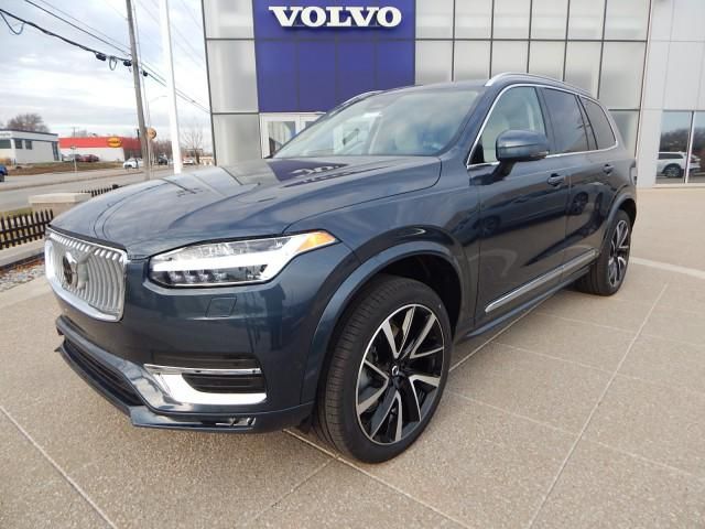 2025 Volvo XC90 Plus