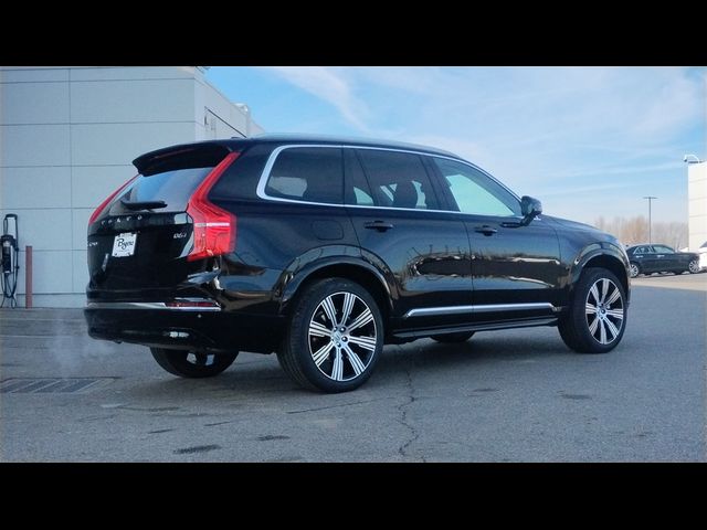 2025 Volvo XC90 Plus