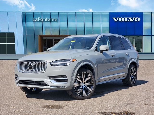 2025 Volvo XC90 Plus