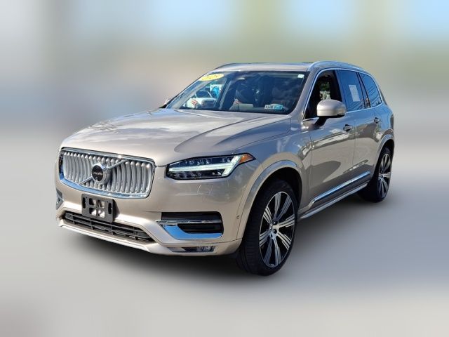 2025 Volvo XC90 Plus