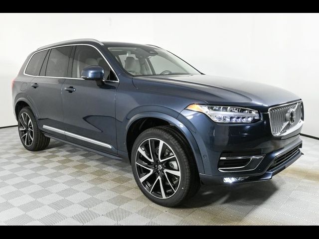 2025 Volvo XC90 Plus