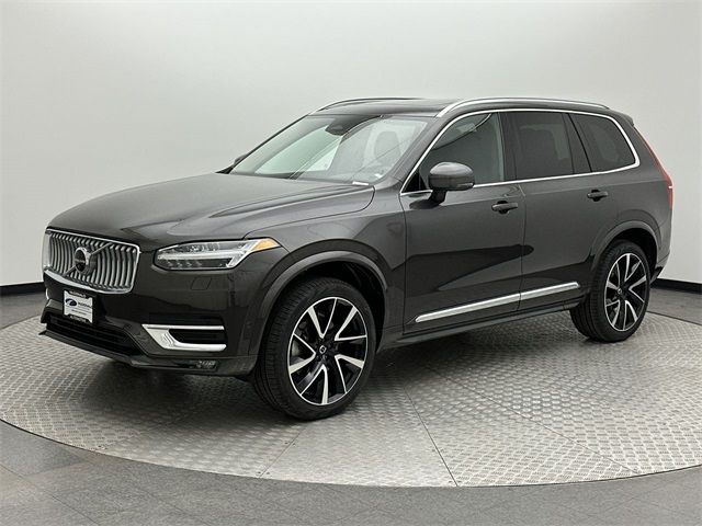 2025 Volvo XC90 Plus