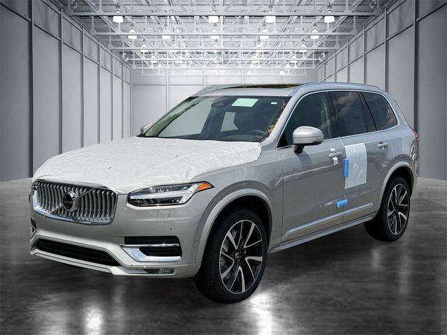 2025 Volvo XC90 Plus