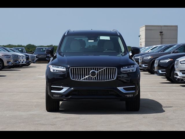 2025 Volvo XC90 Plus