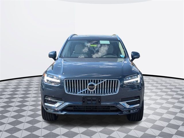 2025 Volvo XC90 Plus