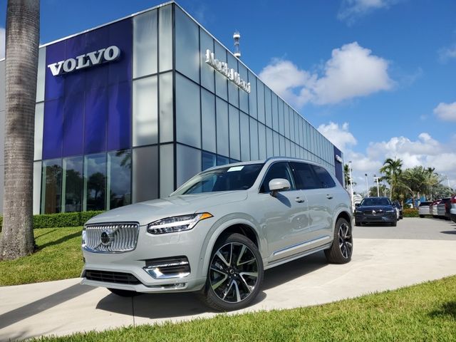 2025 Volvo XC90 Plus