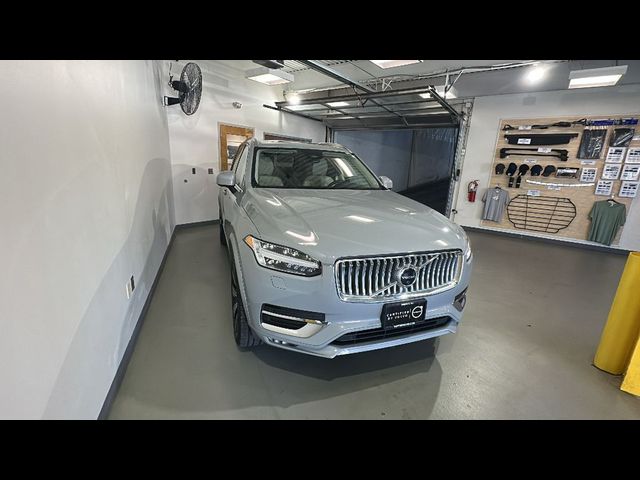 2025 Volvo XC90 Plus