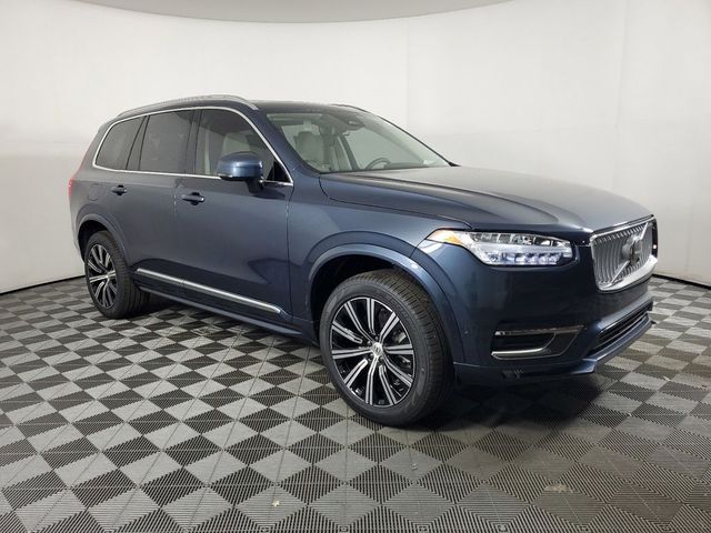 2025 Volvo XC90 Plus