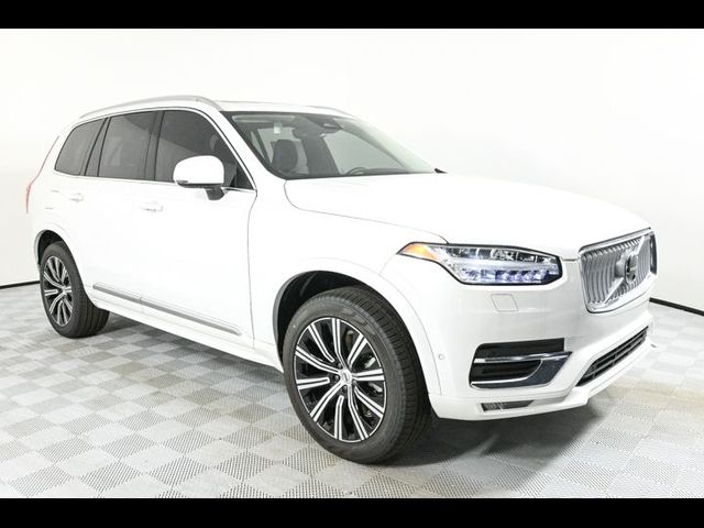 2025 Volvo XC90 Plus