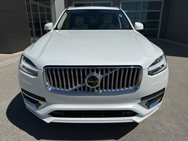 2025 Volvo XC90 Plus