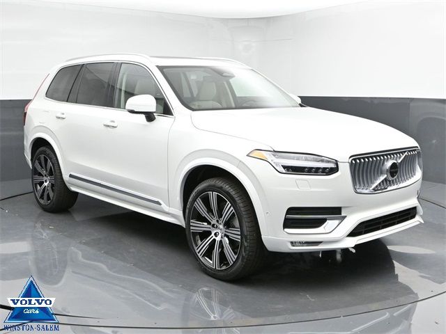 2025 Volvo XC90 Plus