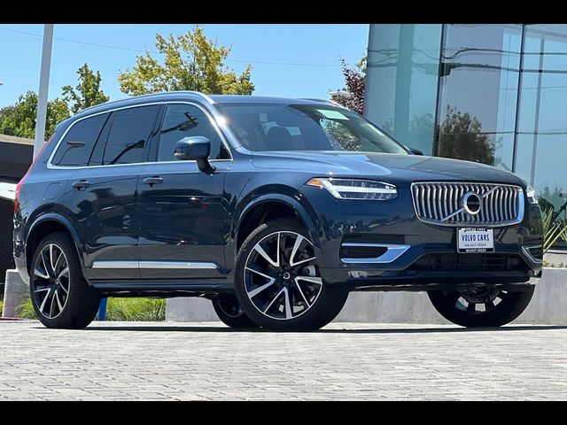 2025 Volvo XC90 Plus