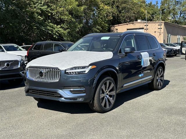 2025 Volvo XC90 Plus