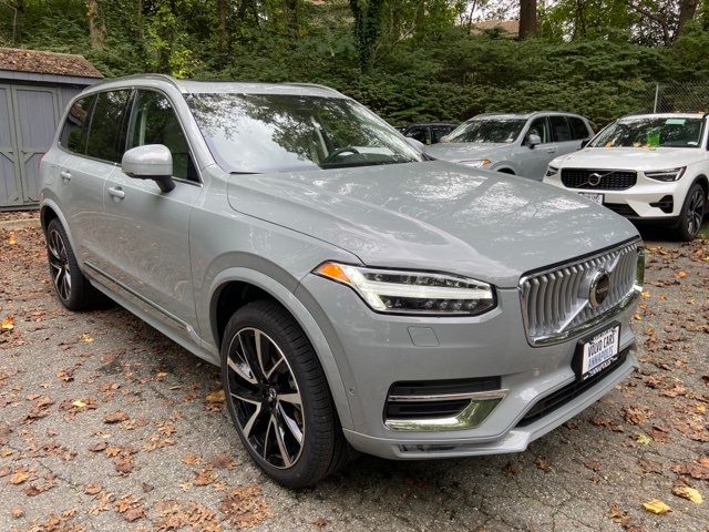 2025 Volvo XC90 Plus