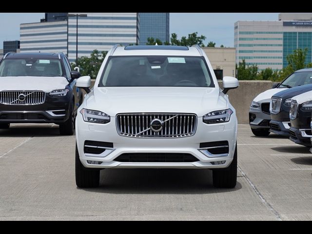 2025 Volvo XC90 Plus