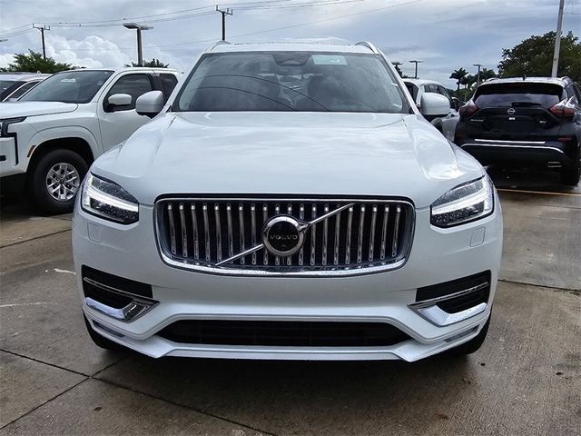 2025 Volvo XC90 Plus