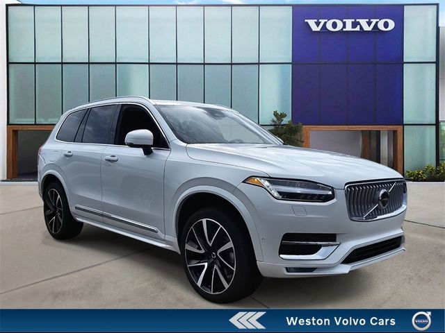 2025 Volvo XC90 Plus