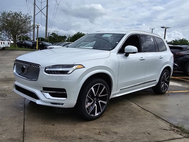 2025 Volvo XC90 Plus