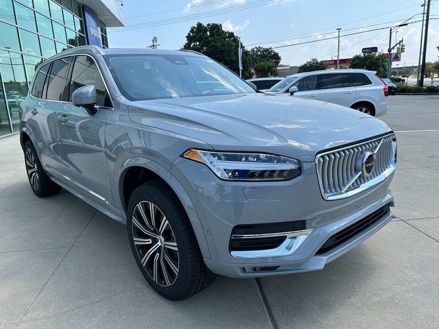 2025 Volvo XC90 Plus