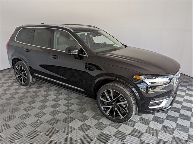 2025 Volvo XC90 Plus