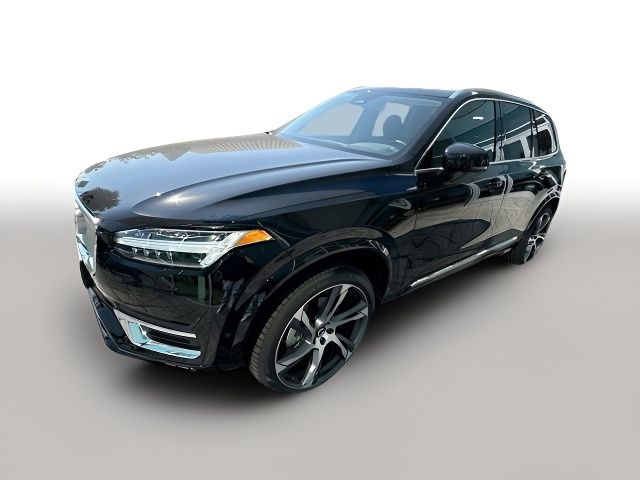 2025 Volvo XC90 Plus