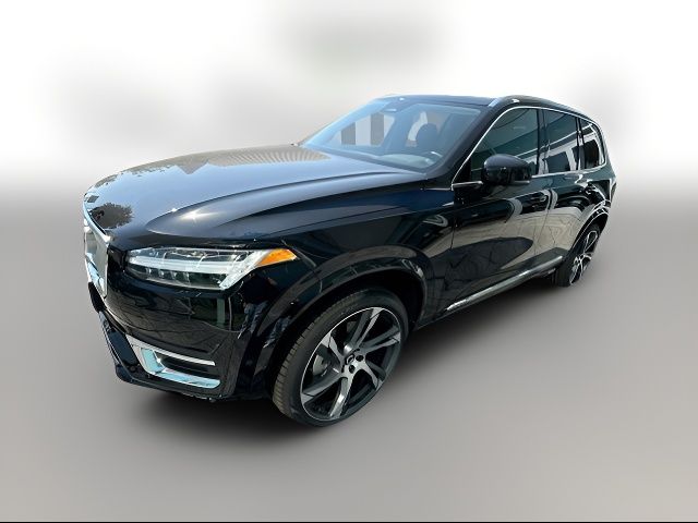 2025 Volvo XC90 Plus