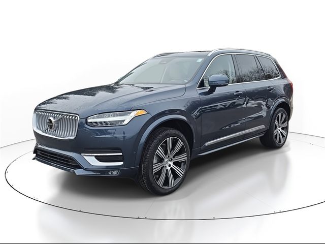 2025 Volvo XC90 Plus