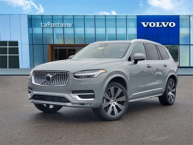 2025 Volvo XC90 Plus