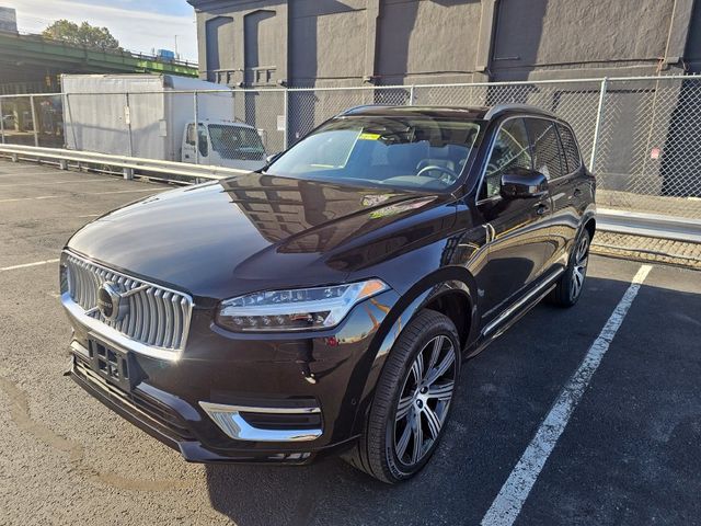 2025 Volvo XC90 Plus