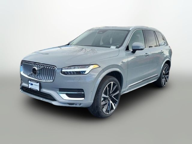 2025 Volvo XC90 Plus