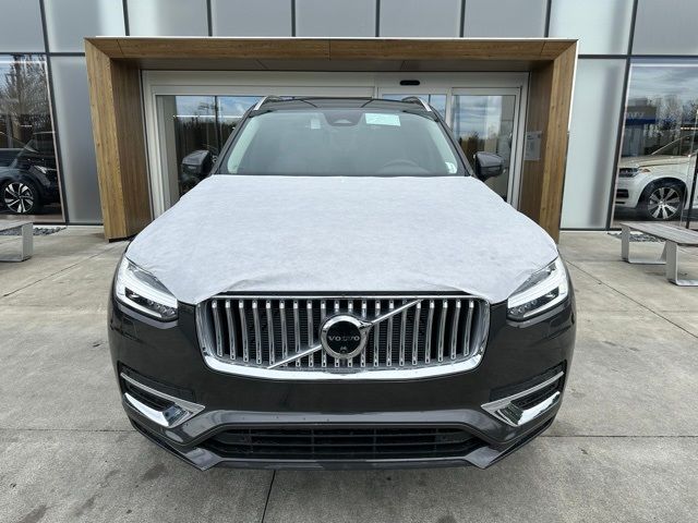 2025 Volvo XC90 Plus