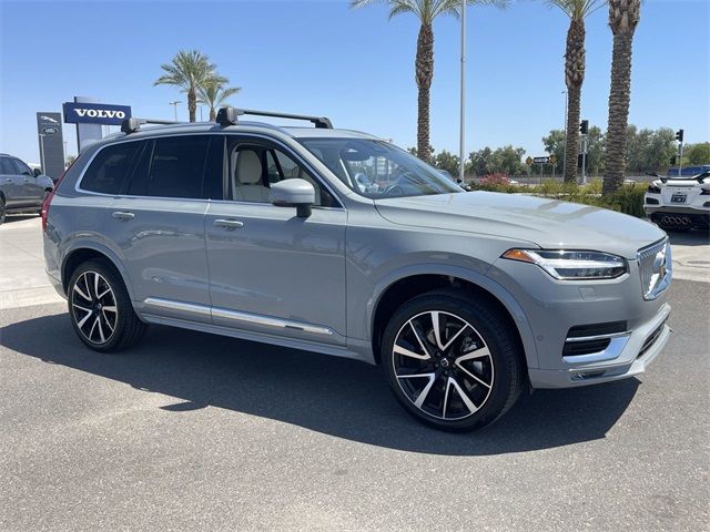2025 Volvo XC90 Plus