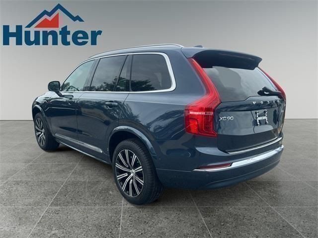 2025 Volvo XC90 Plus