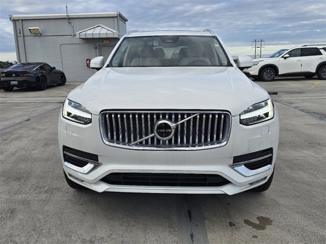 2025 Volvo XC90 Plus