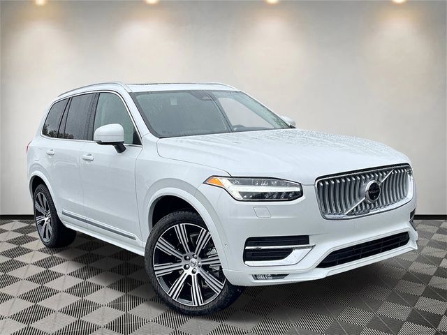 2025 Volvo XC90 Plus