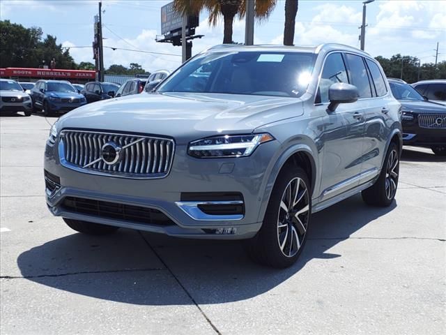 2025 Volvo XC90 Plus