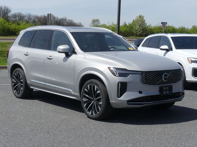 2025 Volvo XC90 Plus