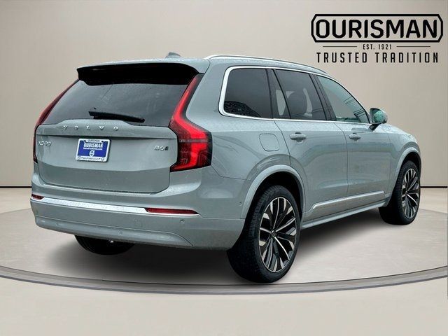 2025 Volvo XC90 Plus