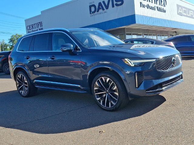 2025 Volvo XC90 Plus