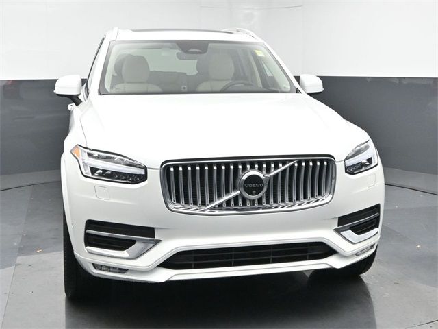 2025 Volvo XC90 Plus