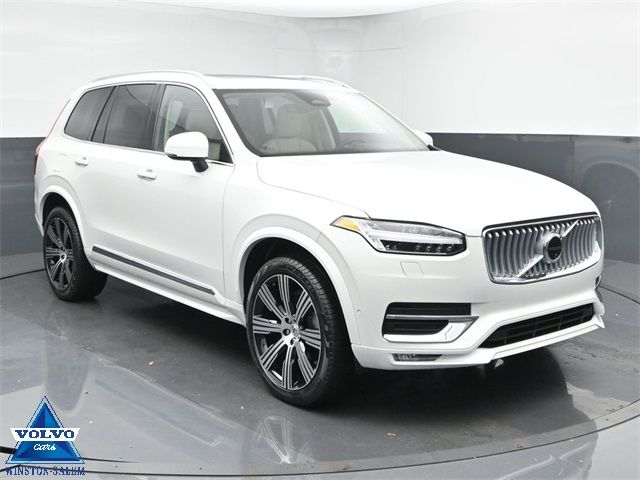 2025 Volvo XC90 Plus