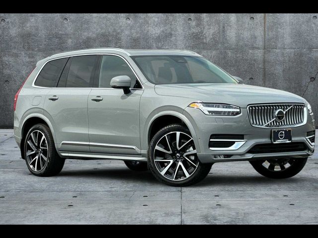 2025 Volvo XC90 Plus