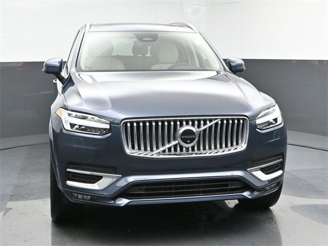 2025 Volvo XC90 Plus